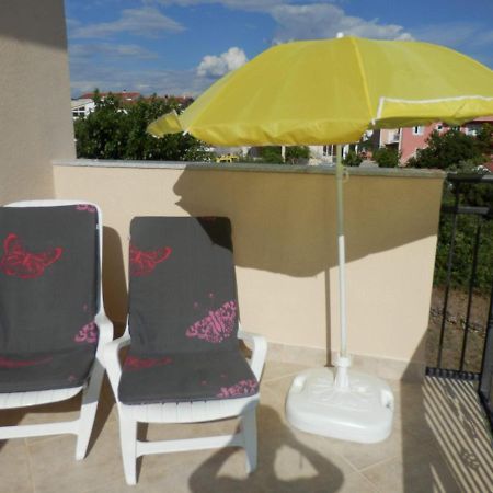 Apartman Laura Tribalj Esterno foto